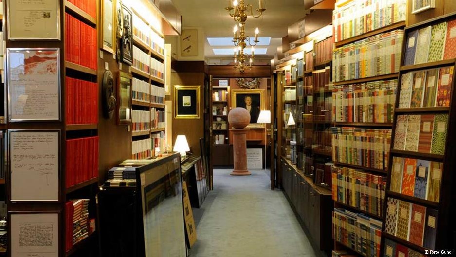 contact example photo_three